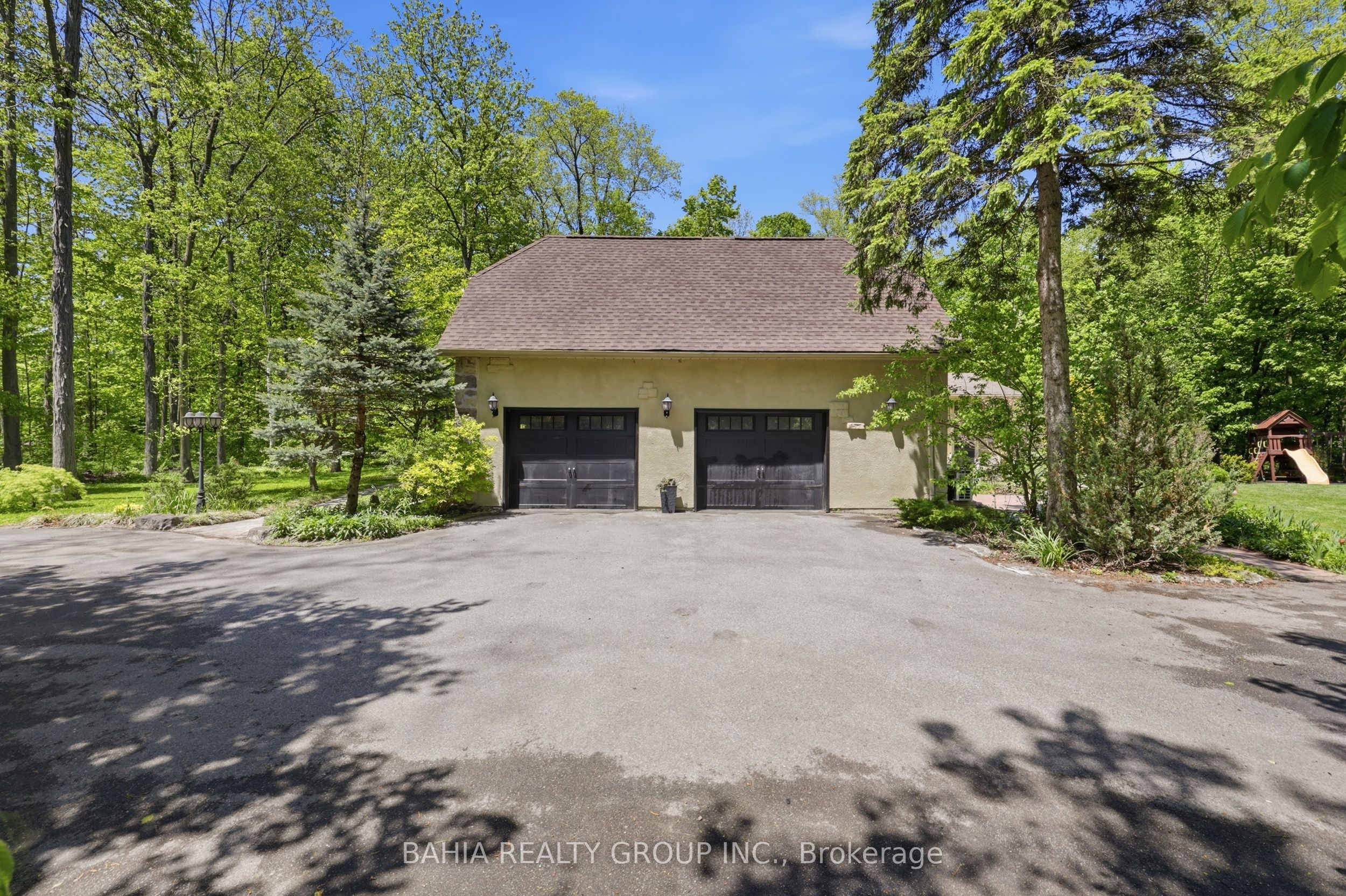 8663 Wood Close N/A