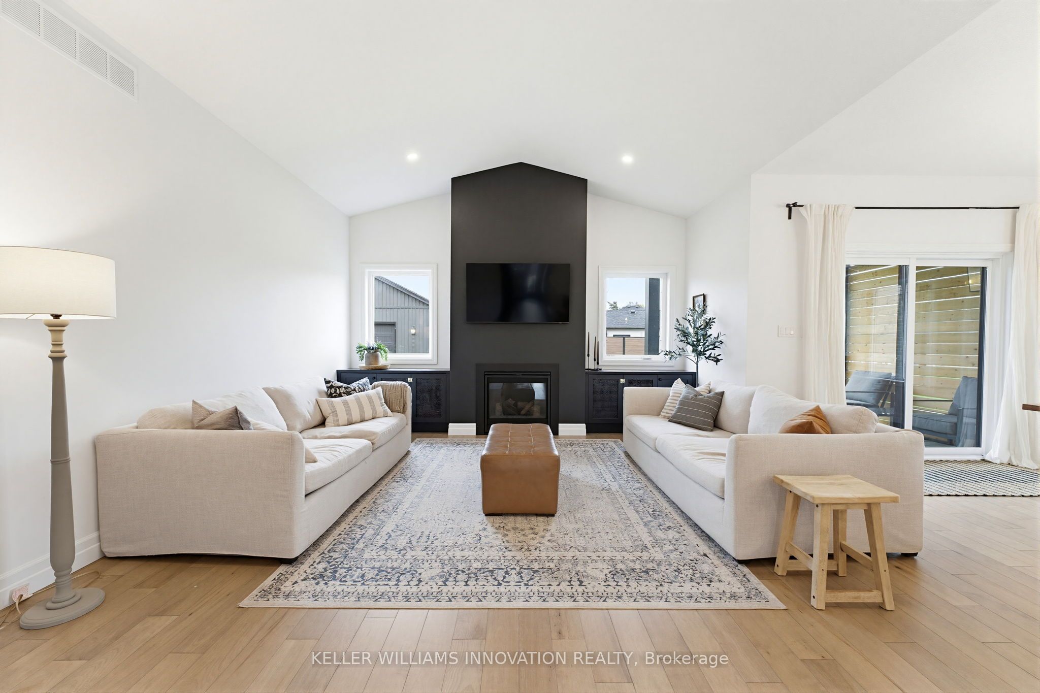 24 Gilmer Crescent