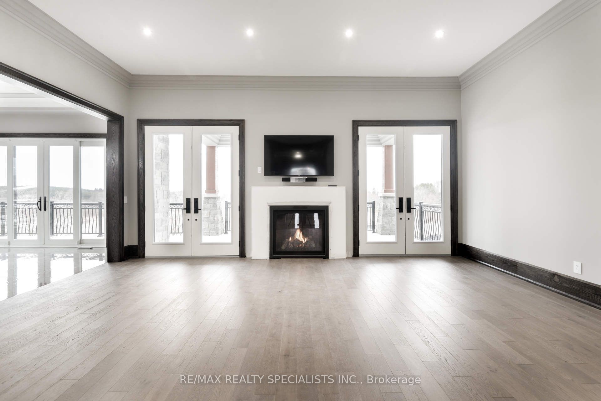 31 Ferrara Drive