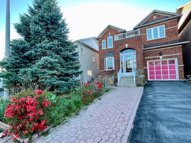 24 Pergola Way