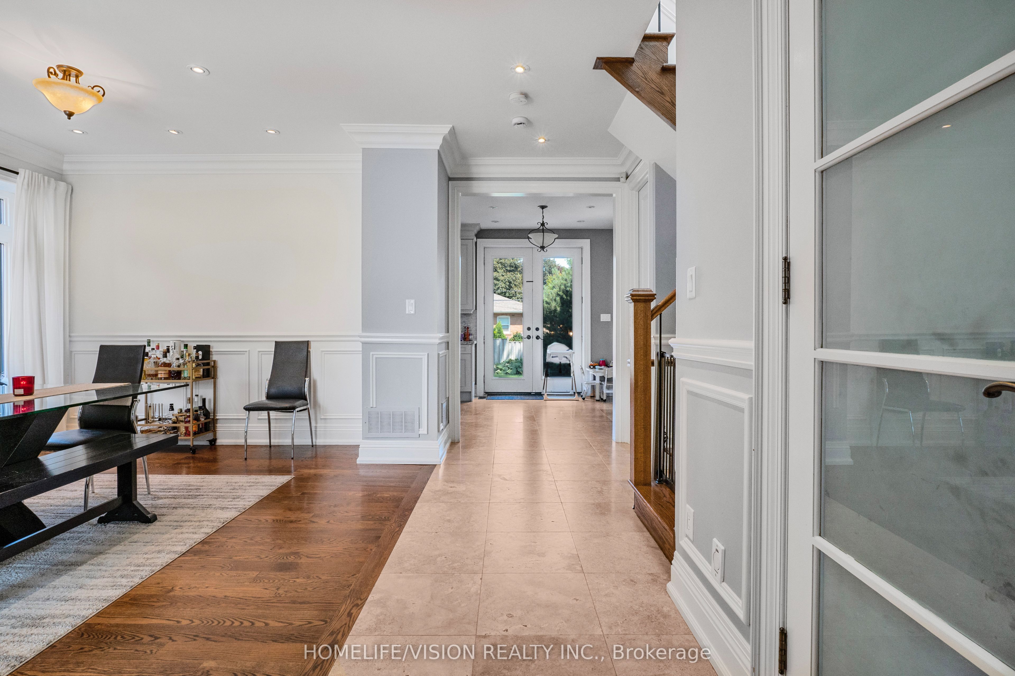 80 North Heights Road