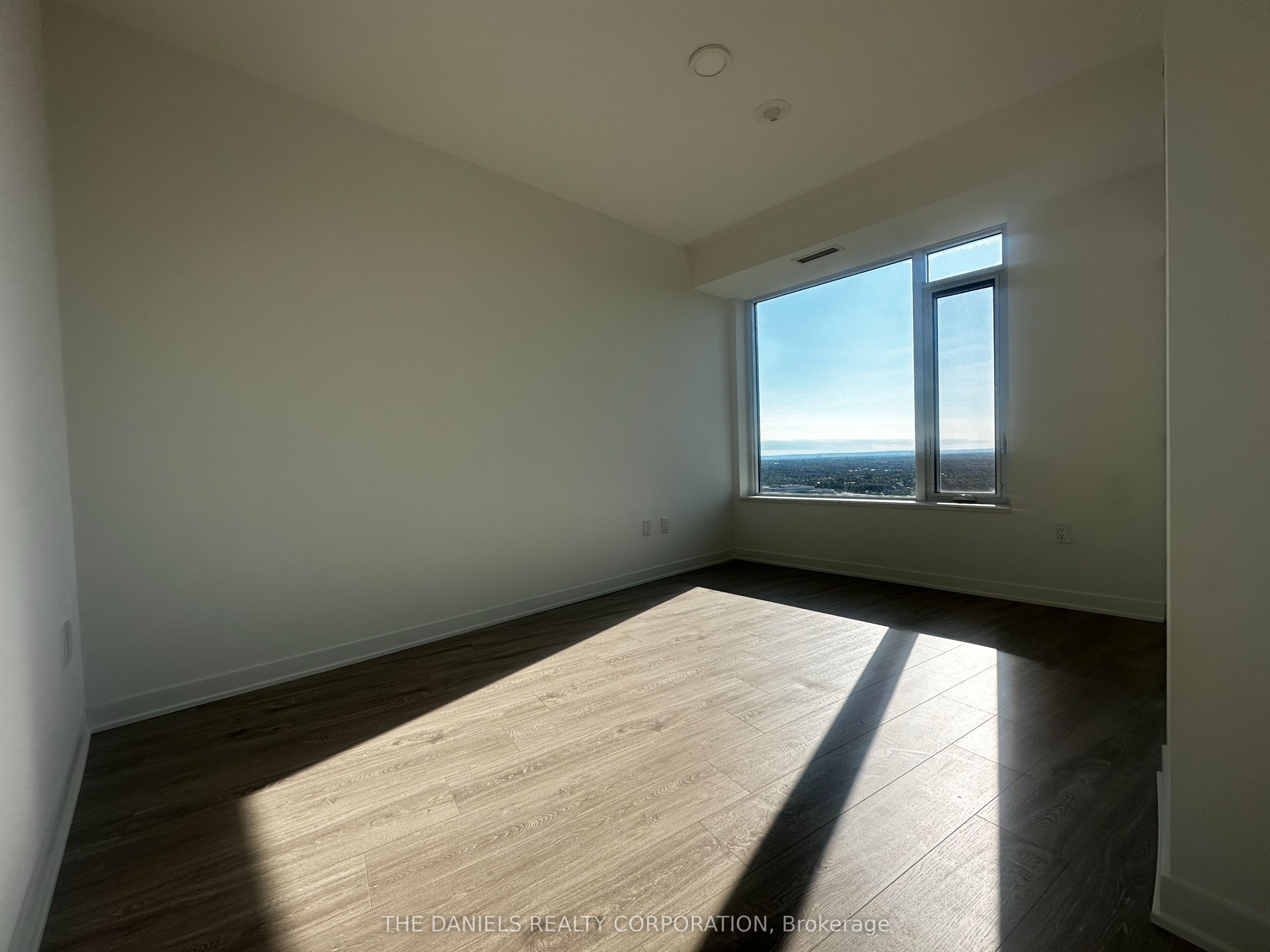 2495 Eglinton Avenue W 2508