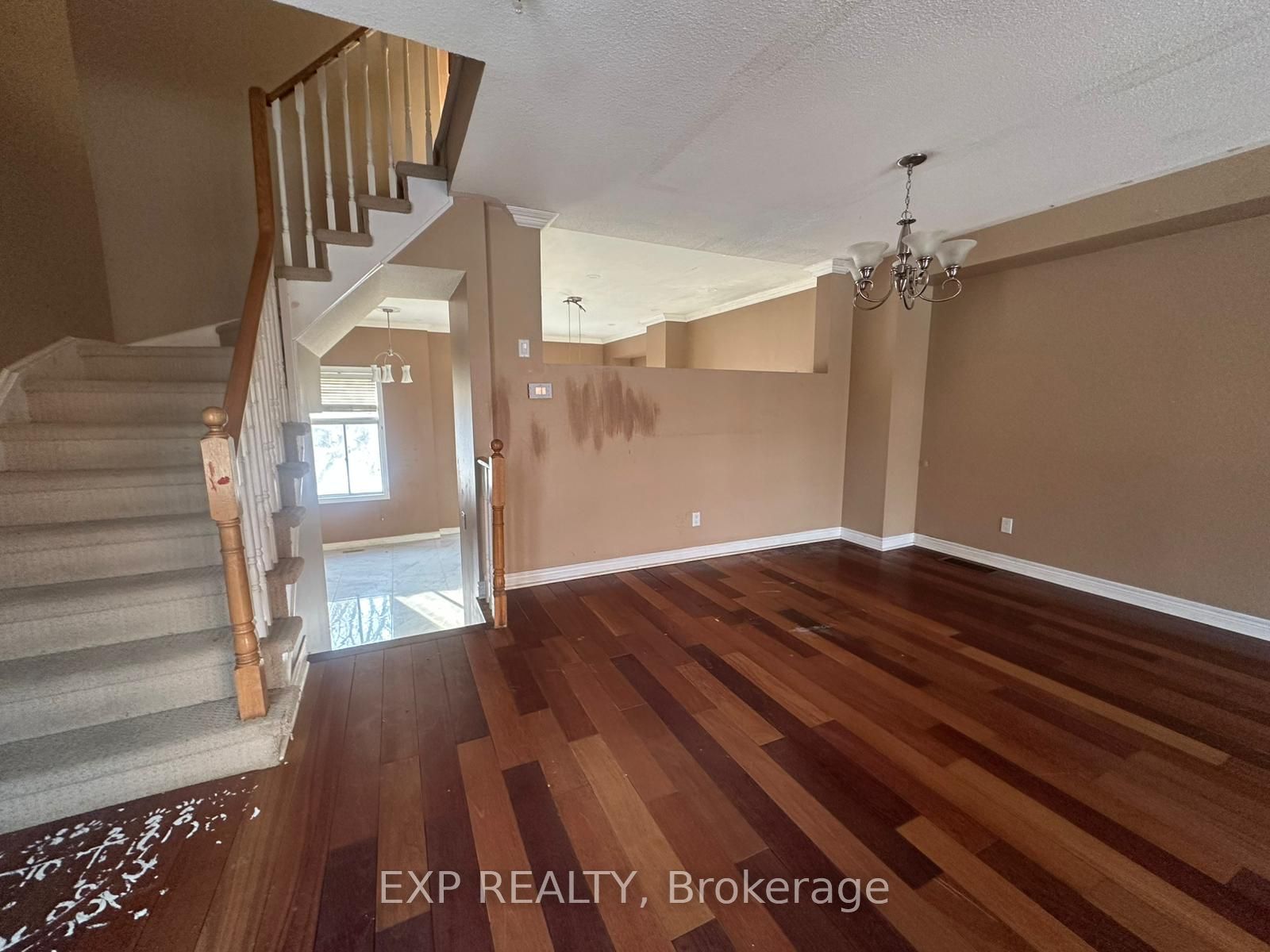 10 Guildpark Pathway