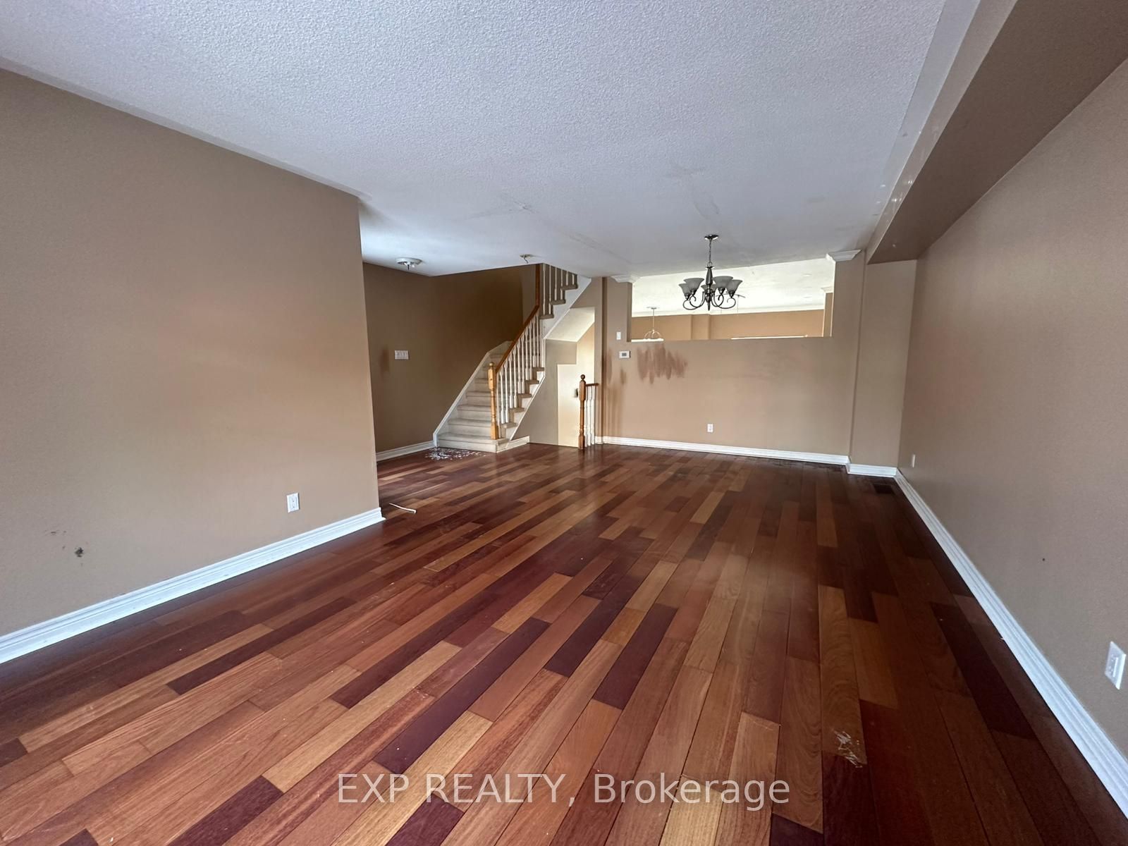 10 Guildpark Pathway