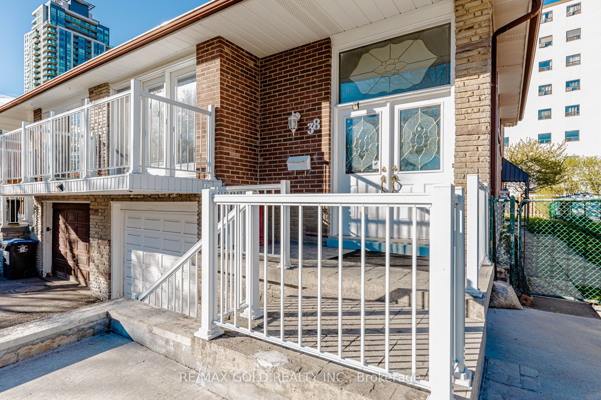 38 Achill Crescent