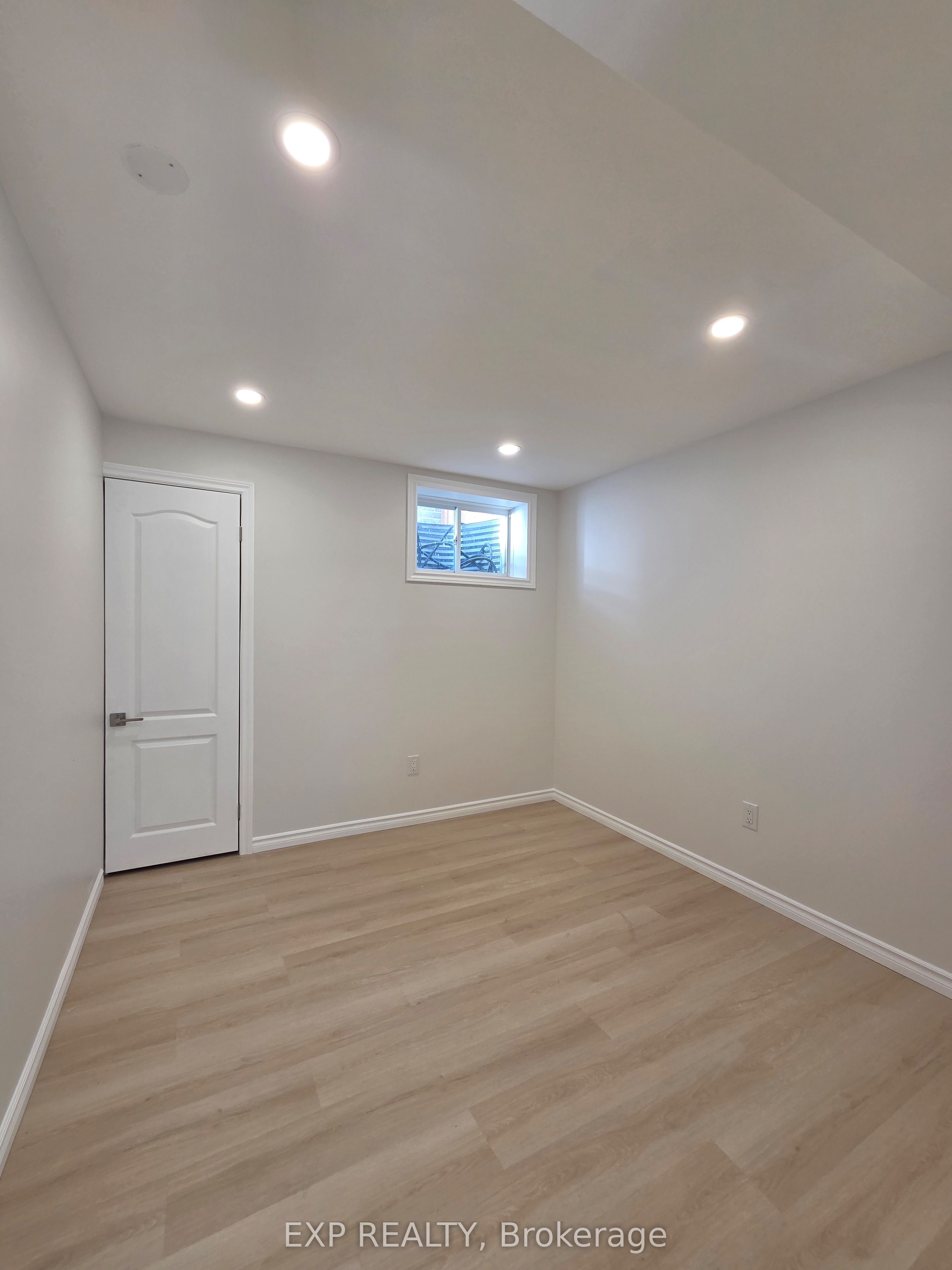 41 Queensgate Crescent BSMT