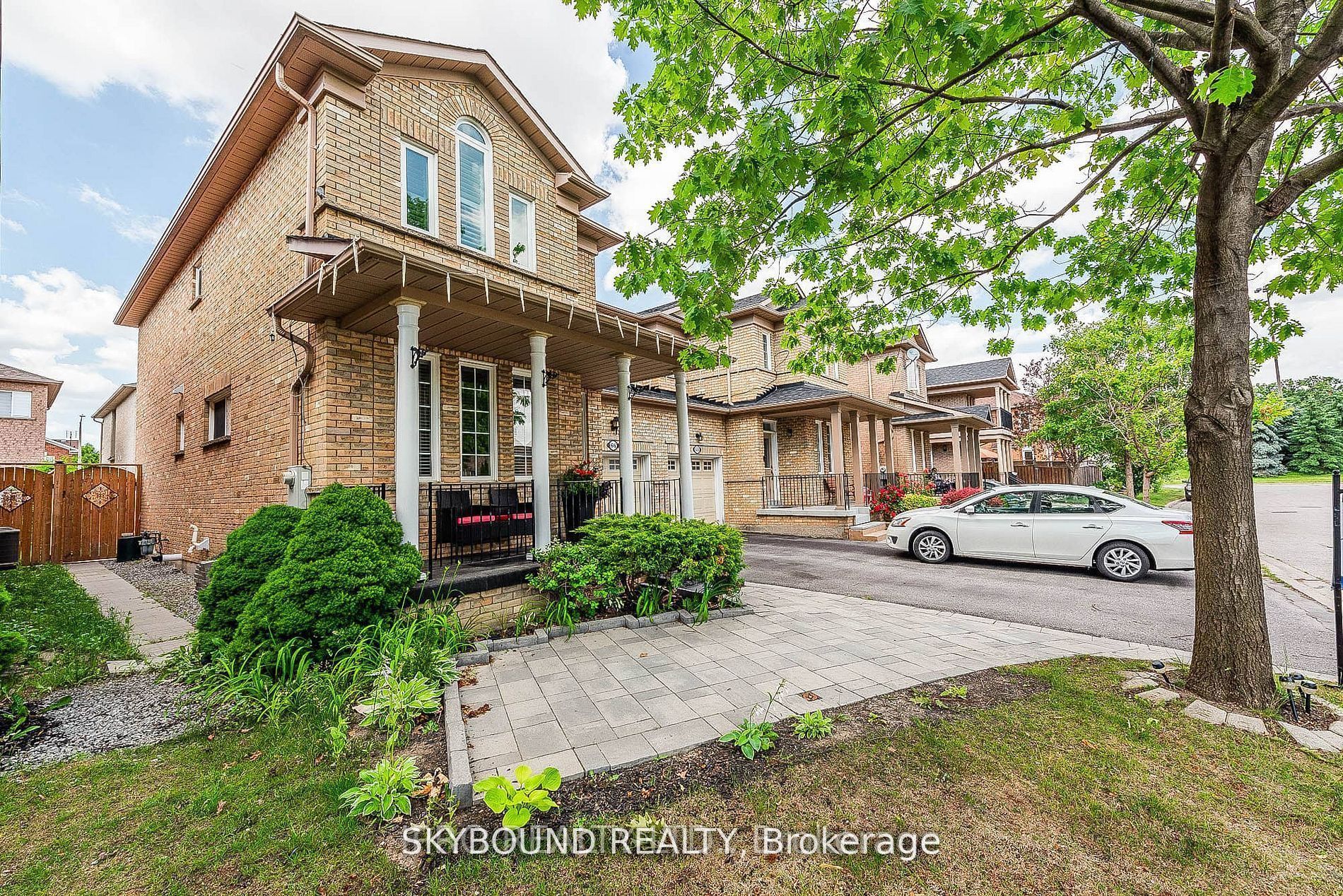 66 Skylark Drive