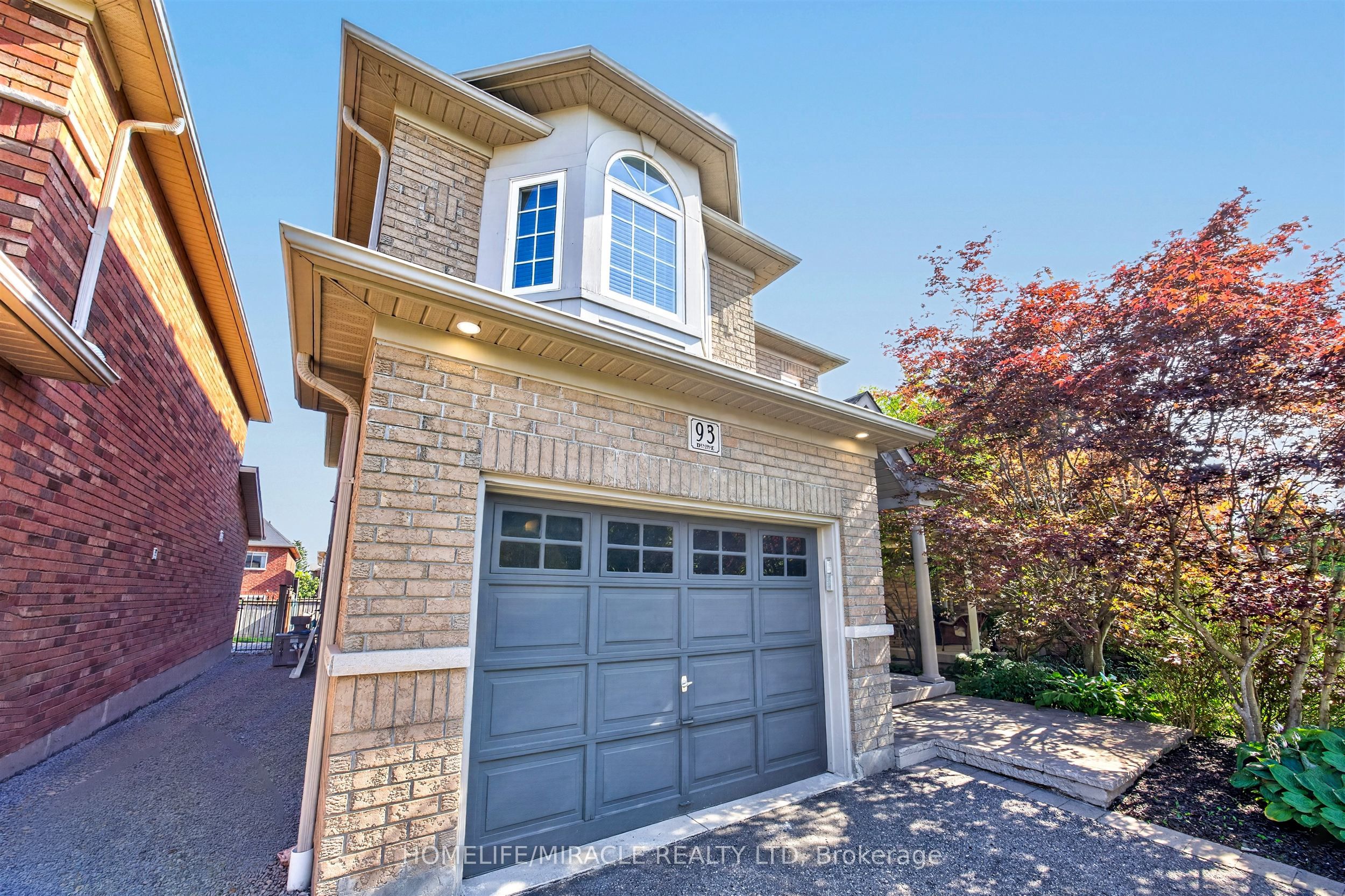 93 Scepter Place