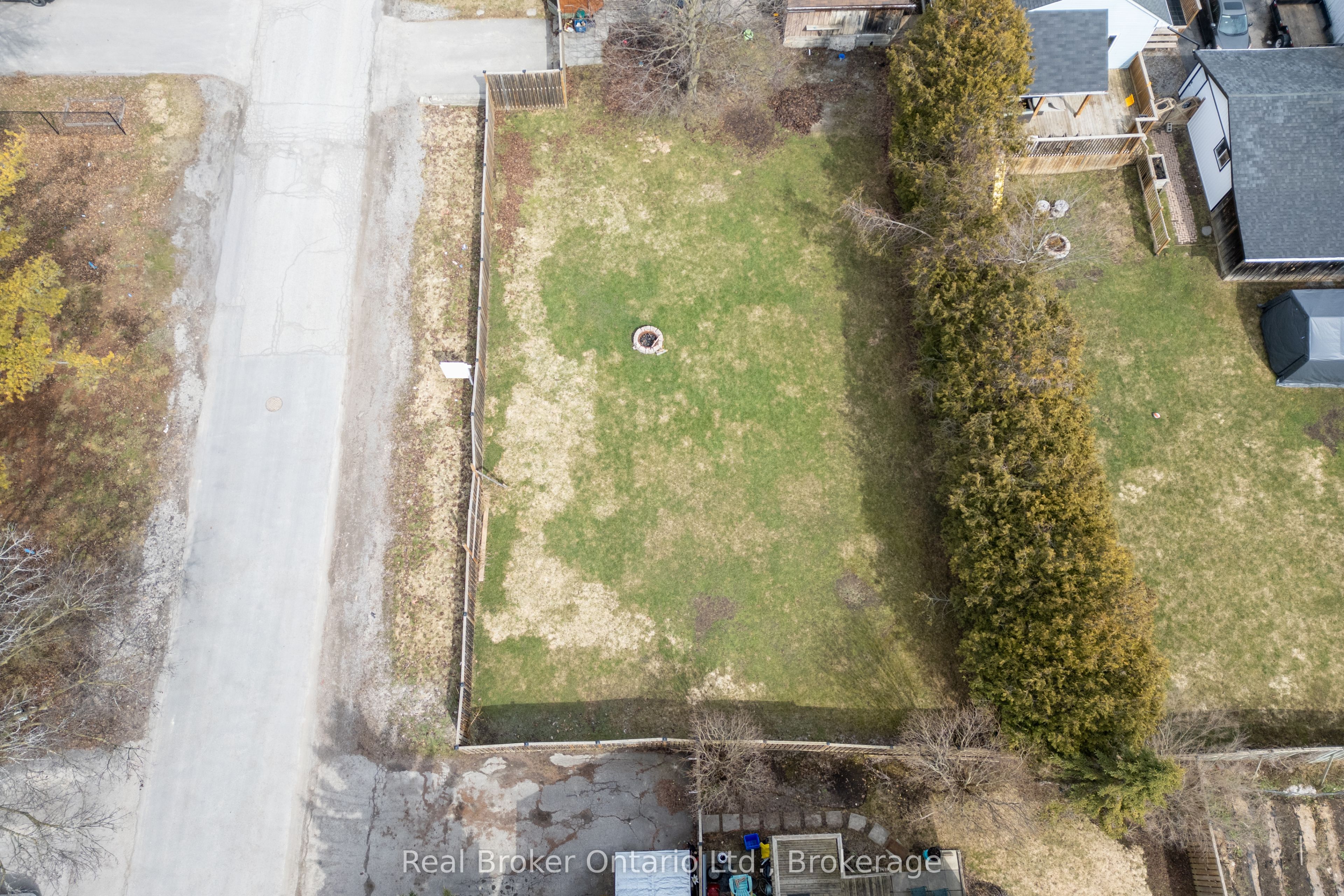 108 Ontario Street LOT 2 & 3