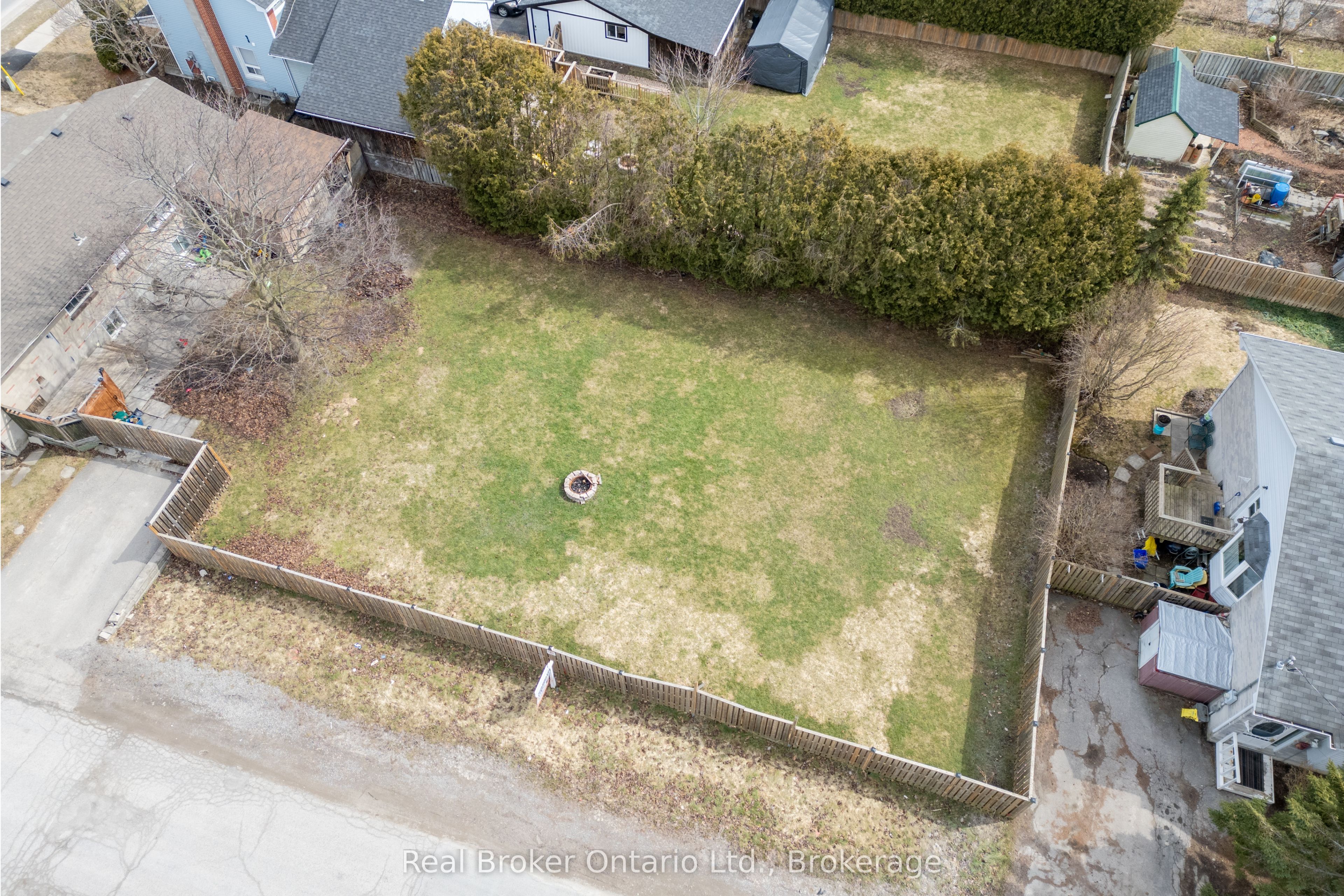 108 Ontario Street LOT 2 & 3