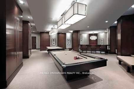 33 Cox Boulevard 320