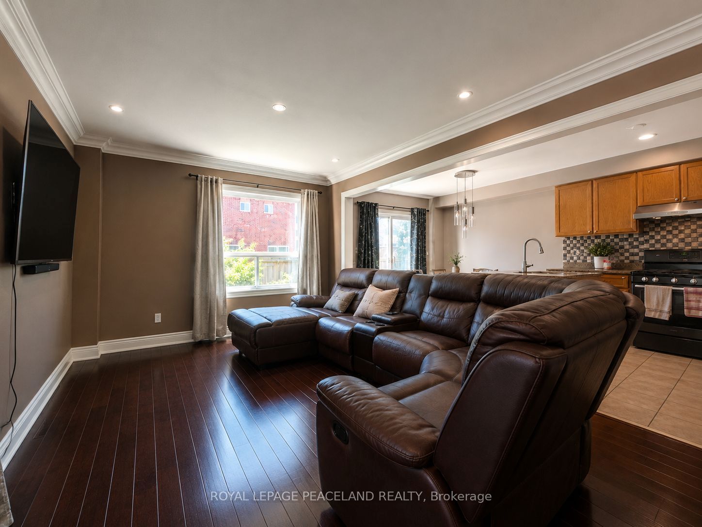 65 Tanglemere Crescent