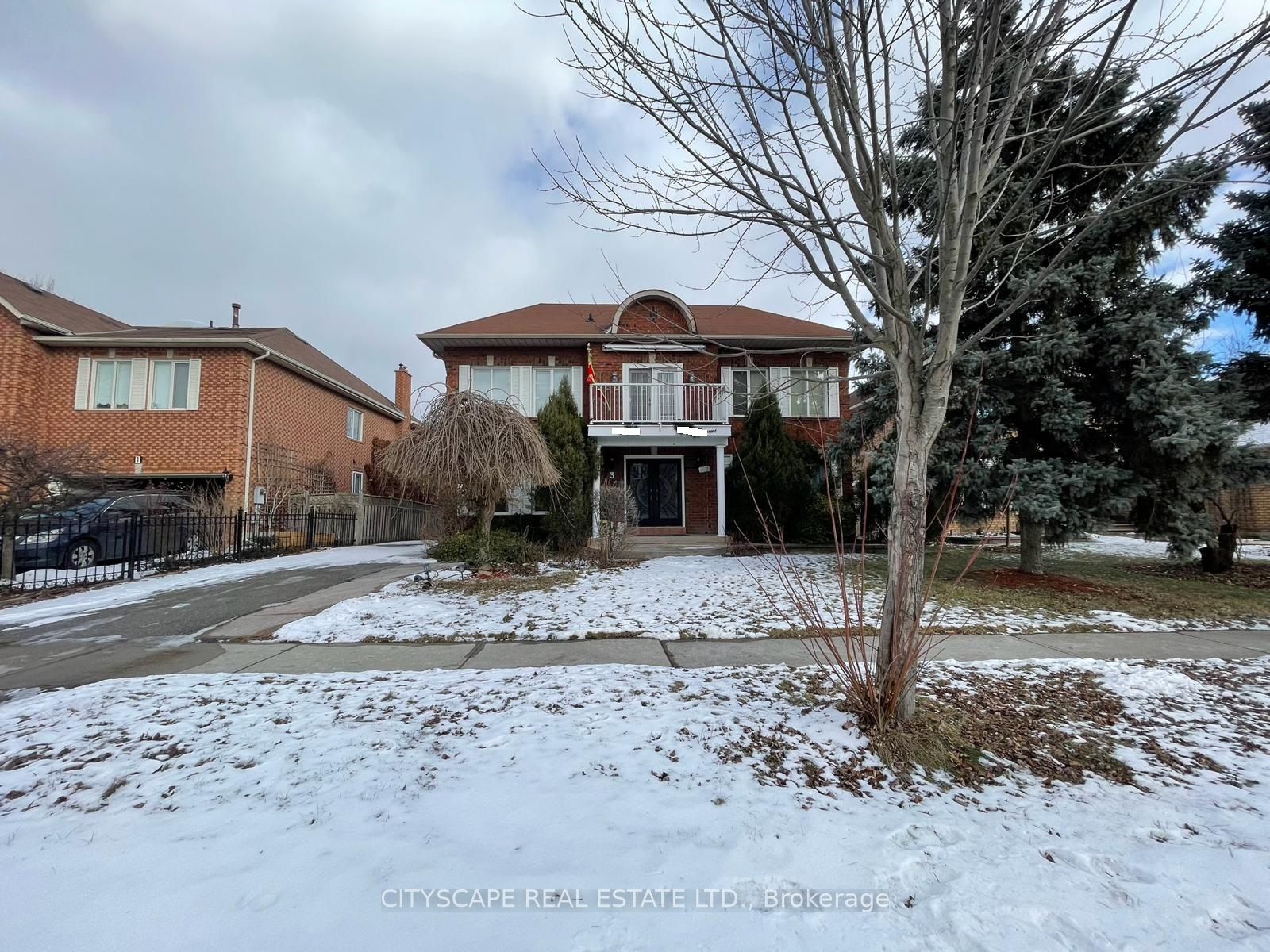 3 Leah Crescent