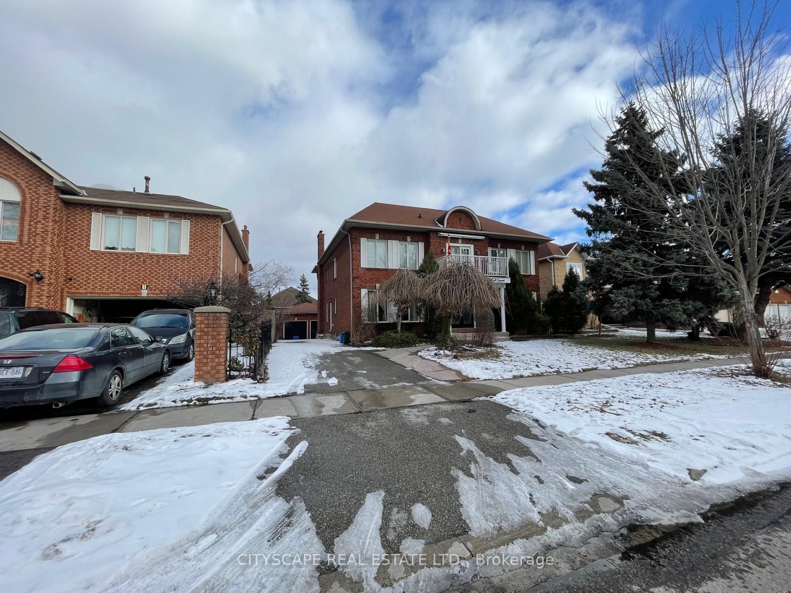 3 Leah Crescent