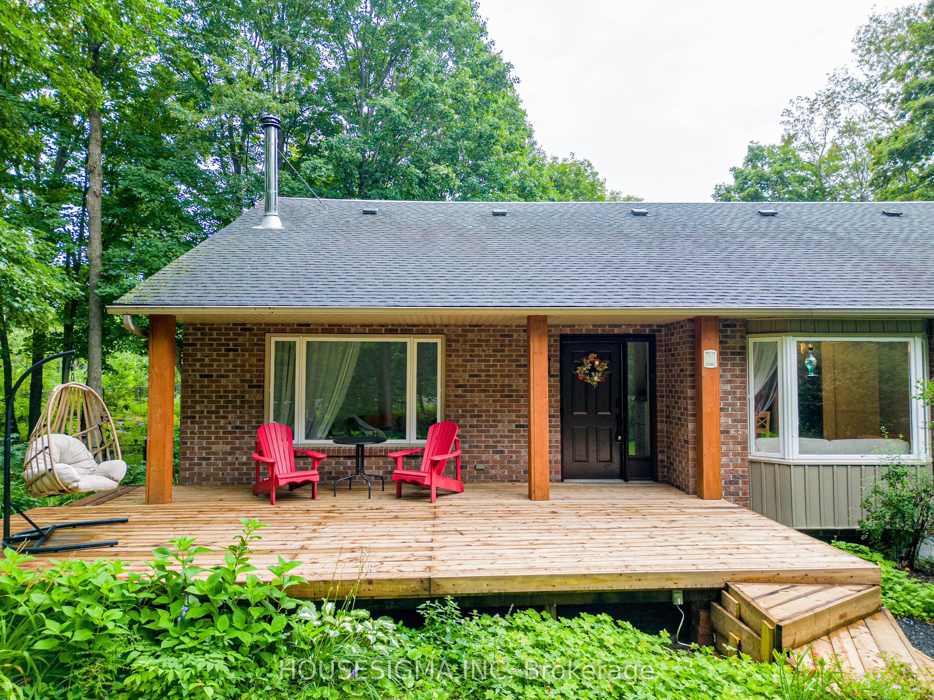 1437 Huntmar Drive