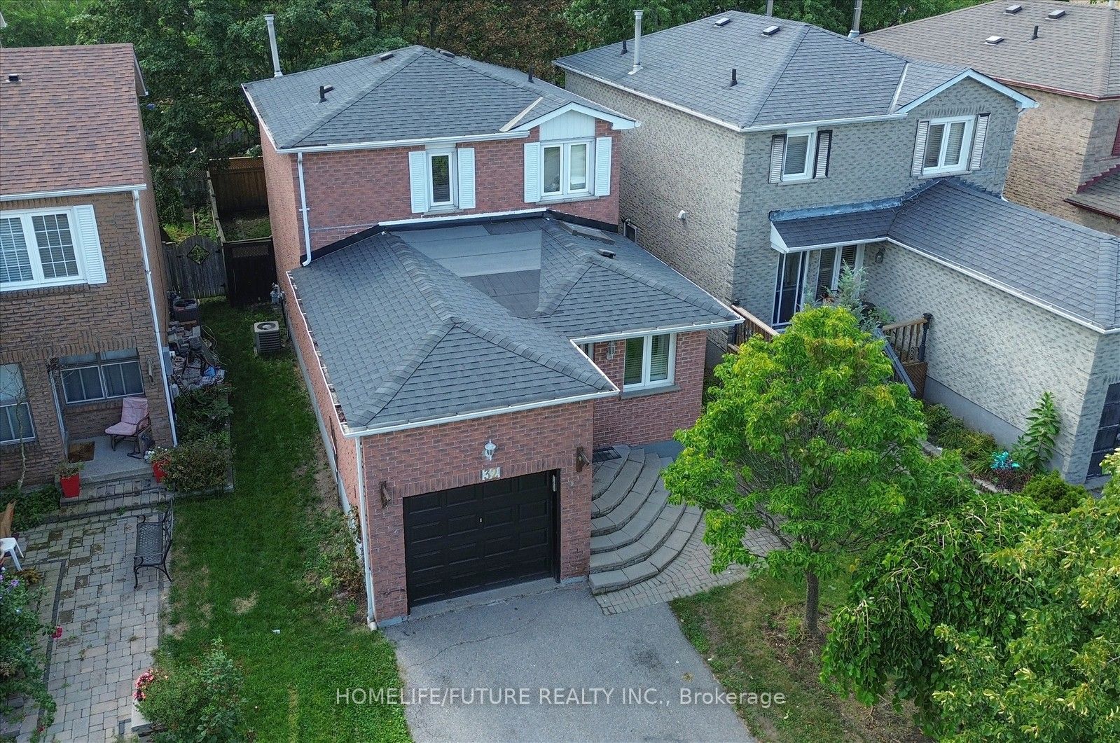32 Marshall Crescent