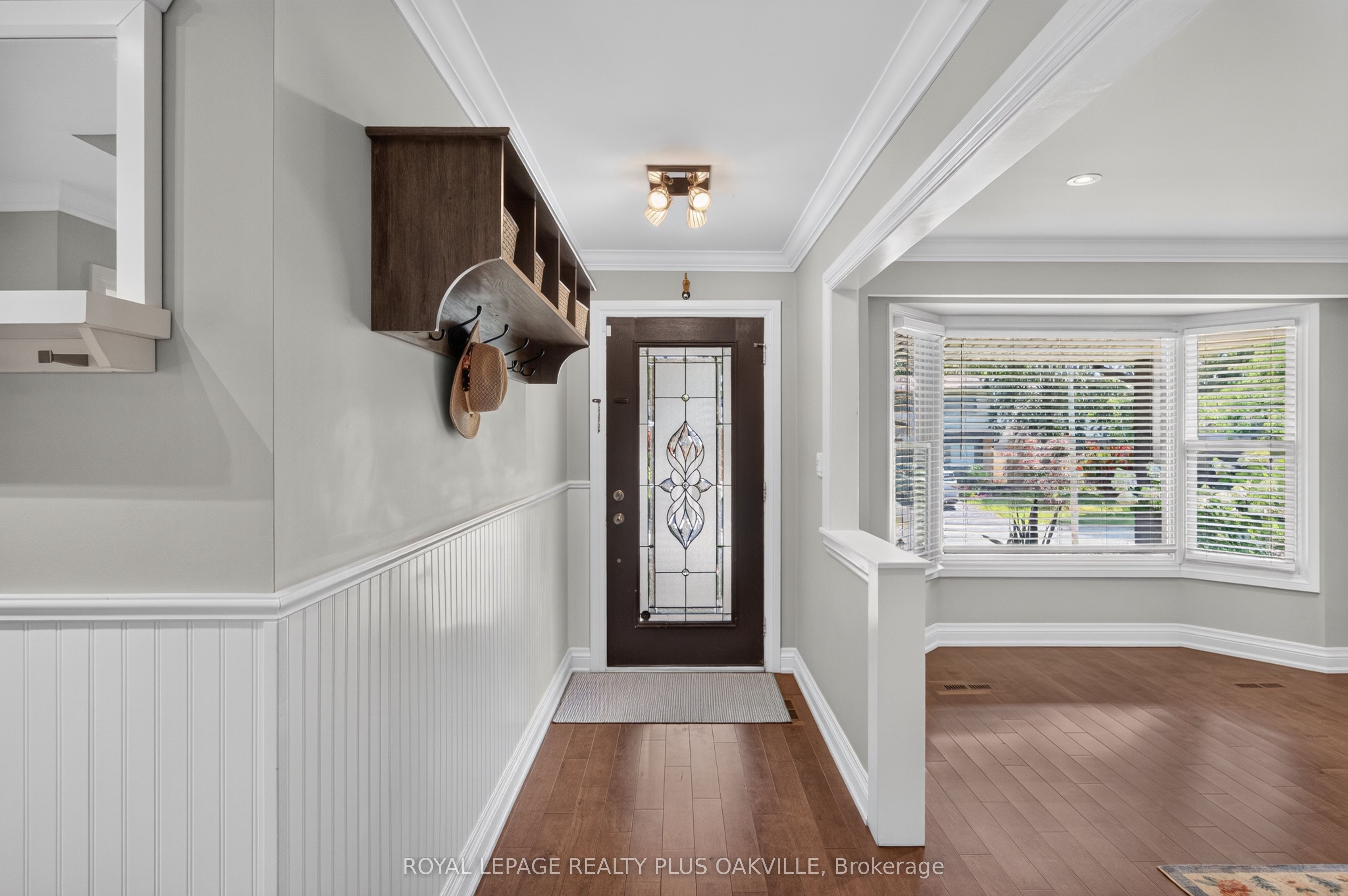 1087 Fairbanks Place