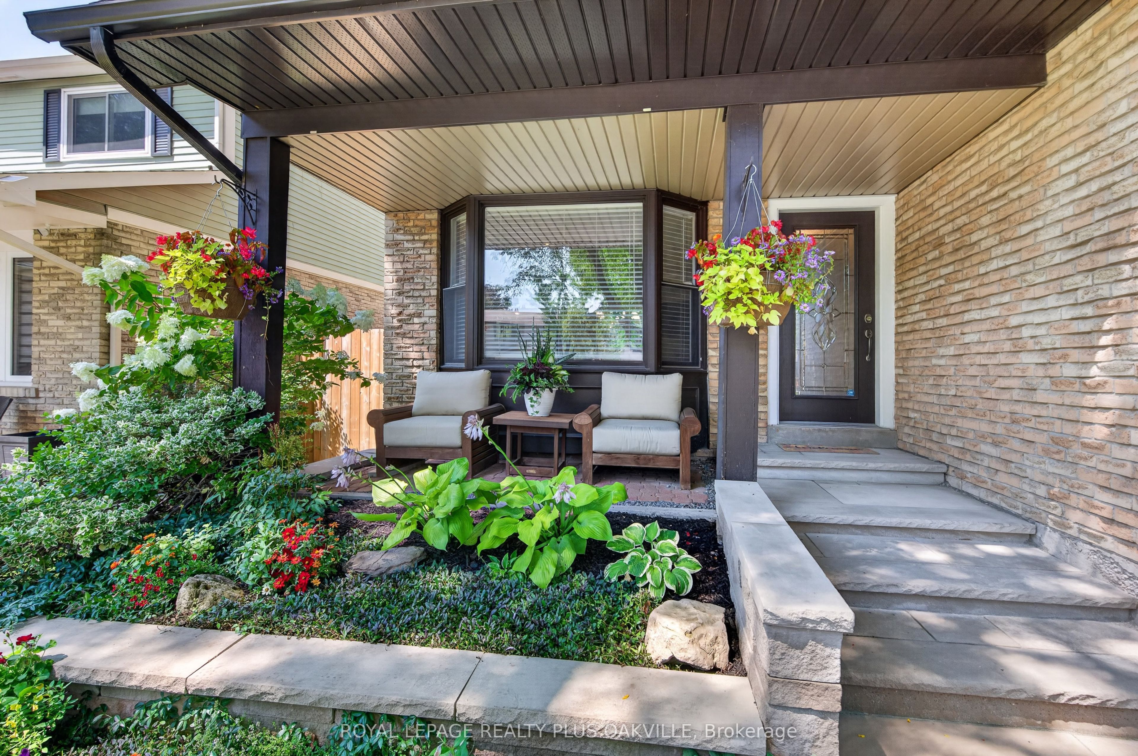1087 Fairbanks Place