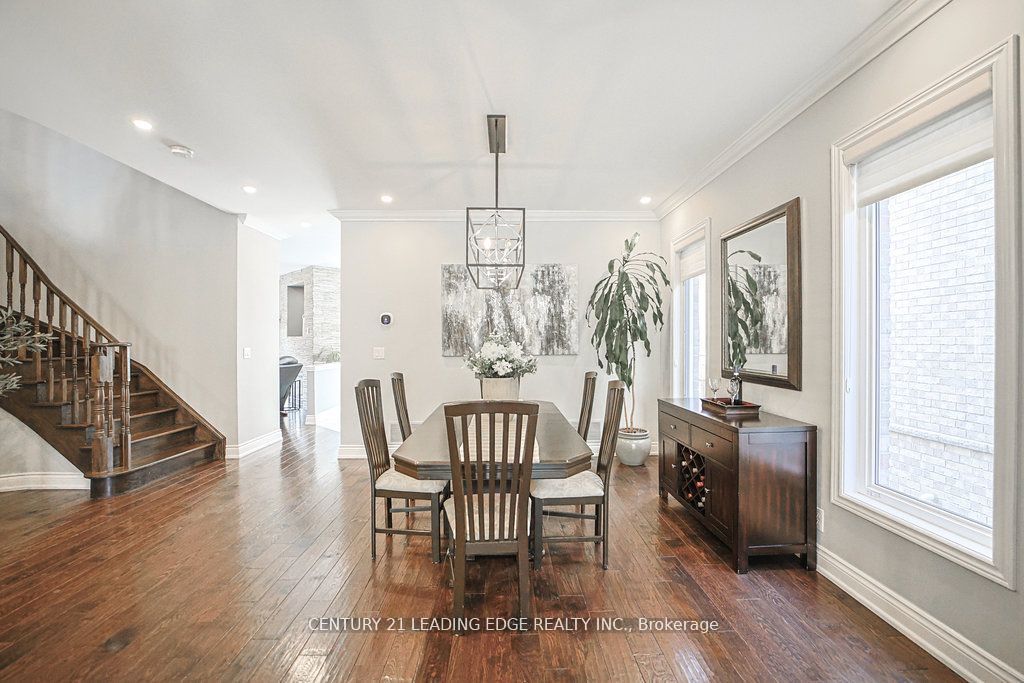 204 Ivy Jay Crescent