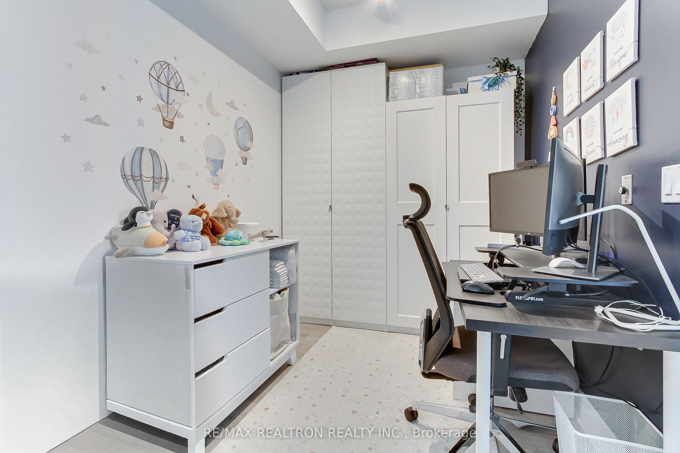 219 Fort York Boulevard 2011