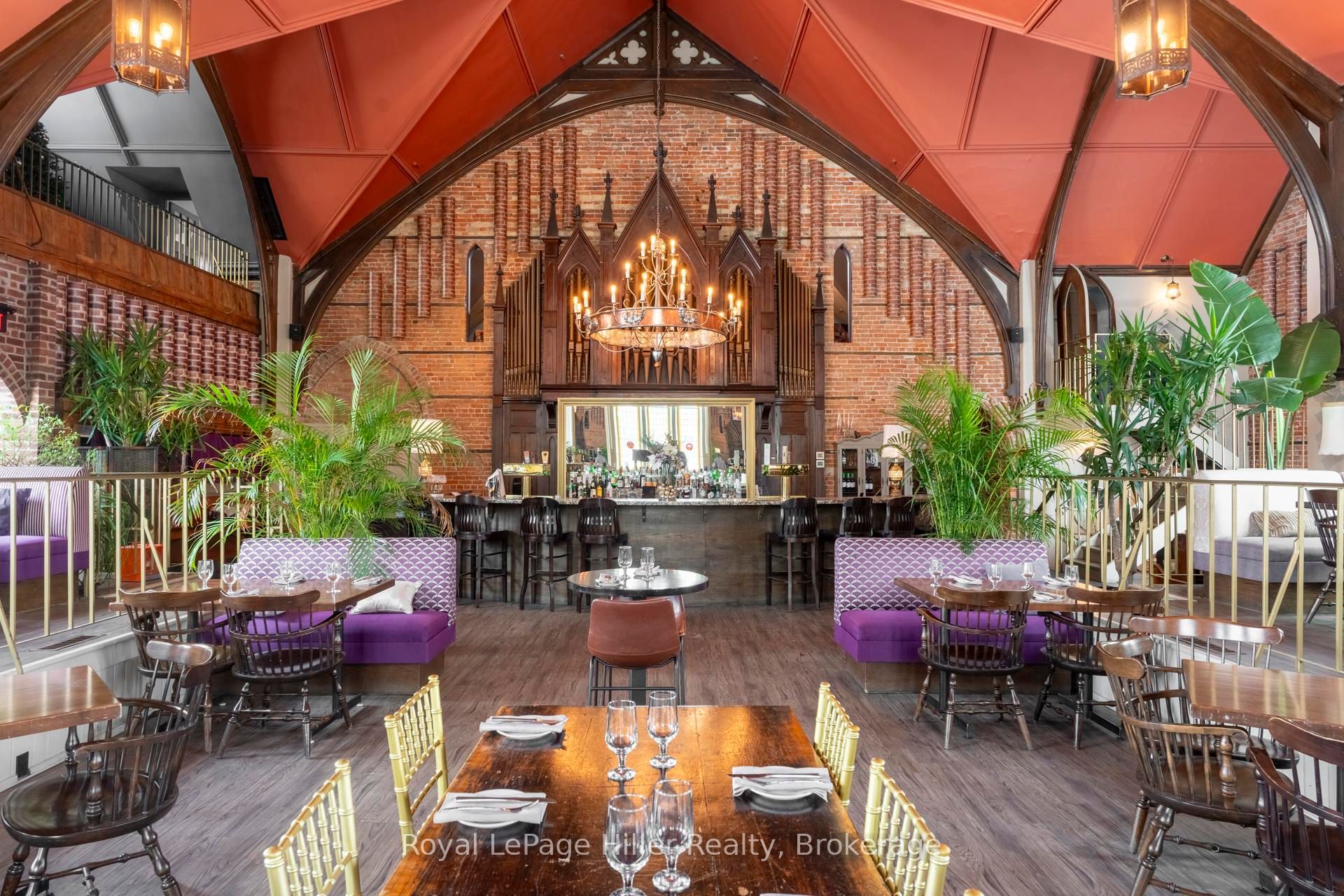 95 Waterloo St Street