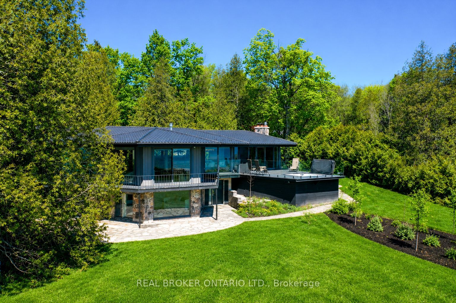 285 BALMY BEACH Road