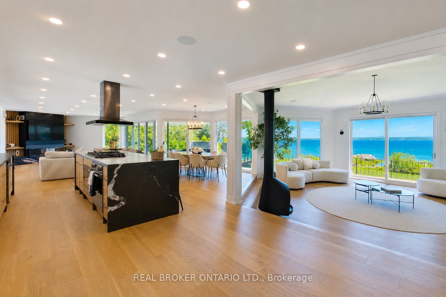 285 BALMY BEACH Road