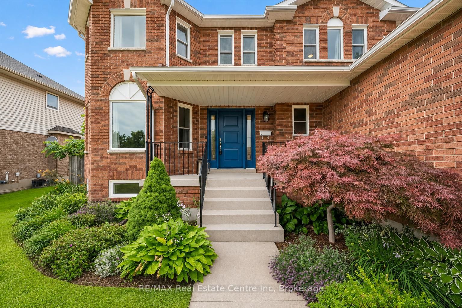339 DANIEL Crescent