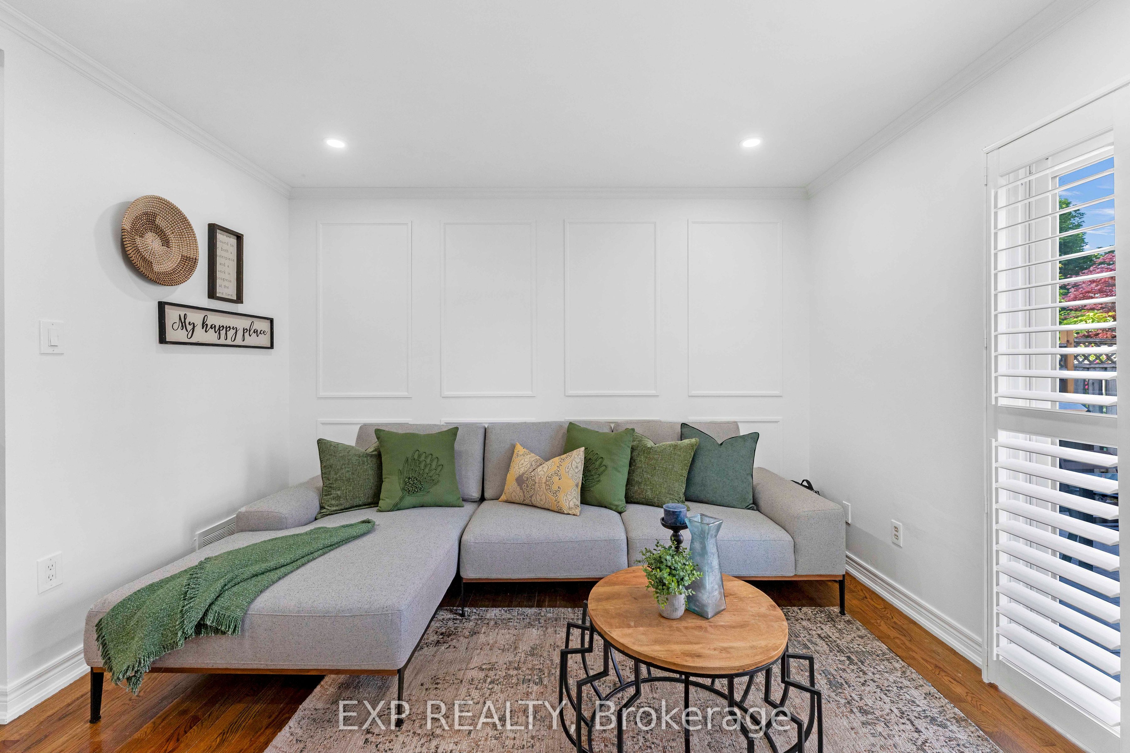 42 Fieldnest Crescent