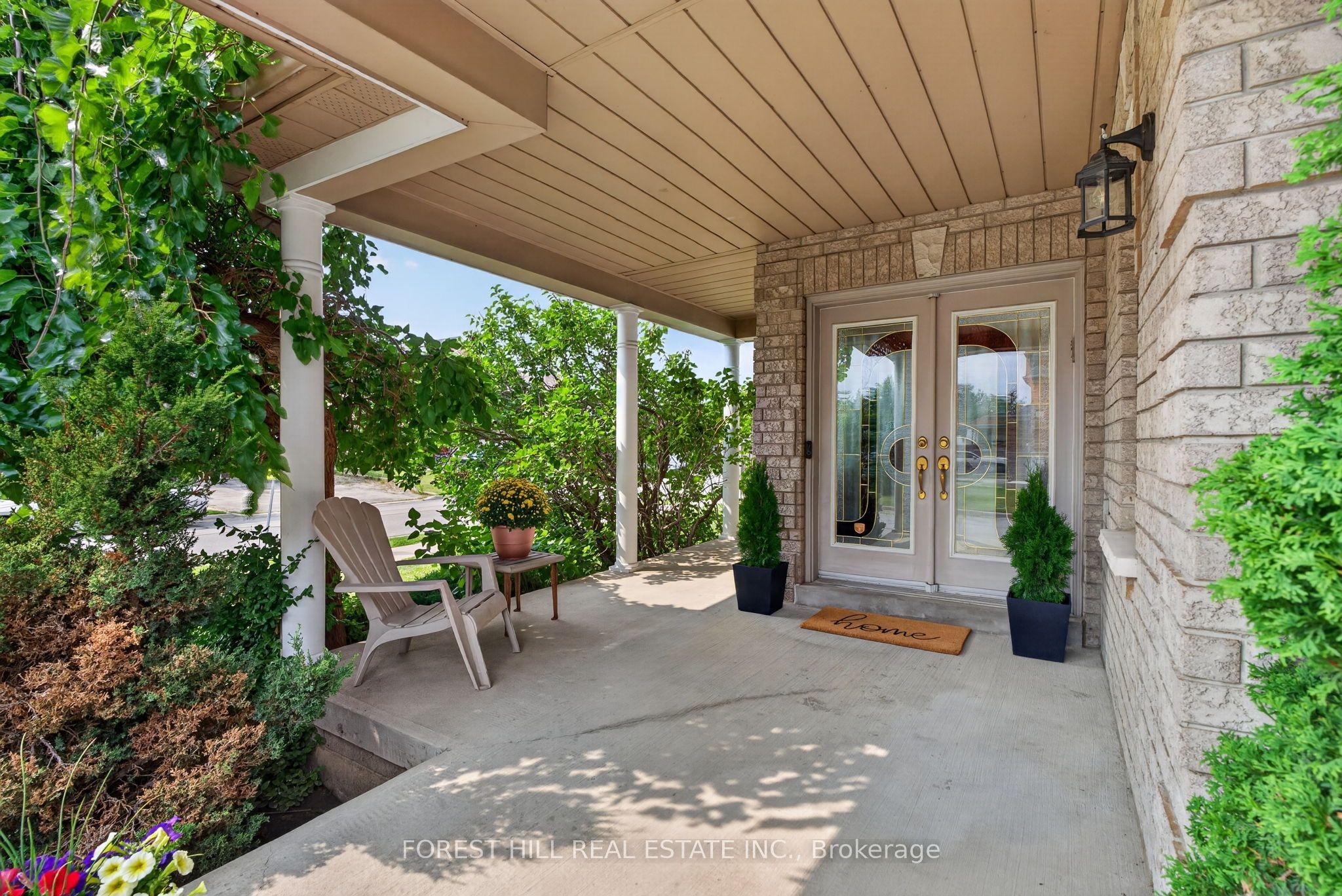 2 Foxfield Crescent