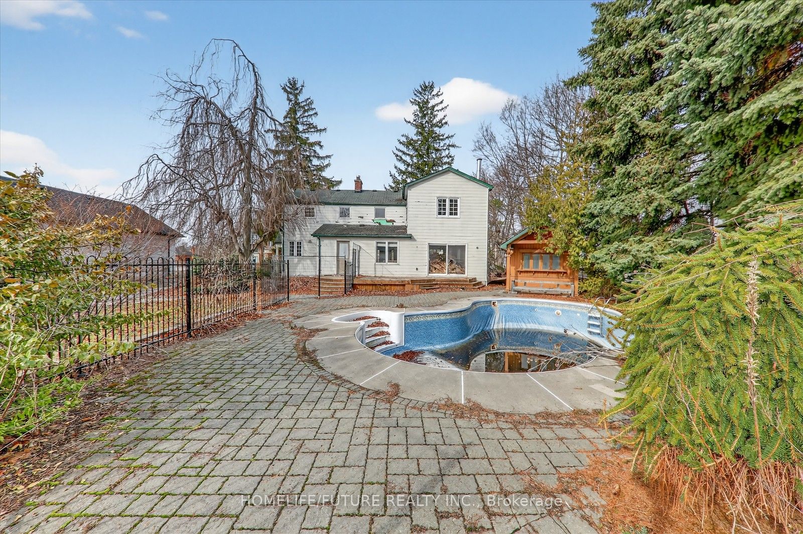 1485 Altona Road