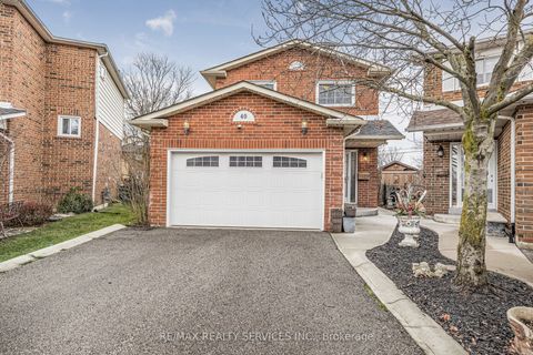 40 Crenshaw Court Brampton ON L6Z 1W9