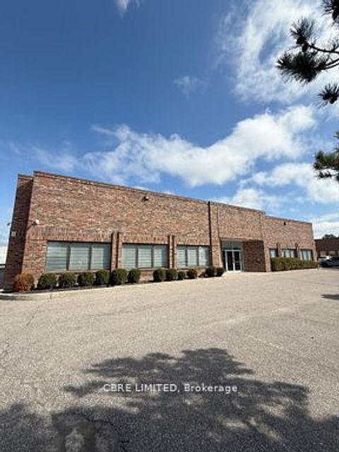 30 Sims Crescent Richmond Hill ON L4B 2N9