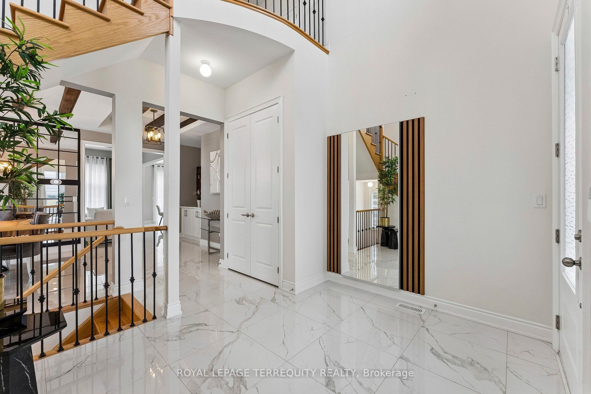 7 Ballanview Court