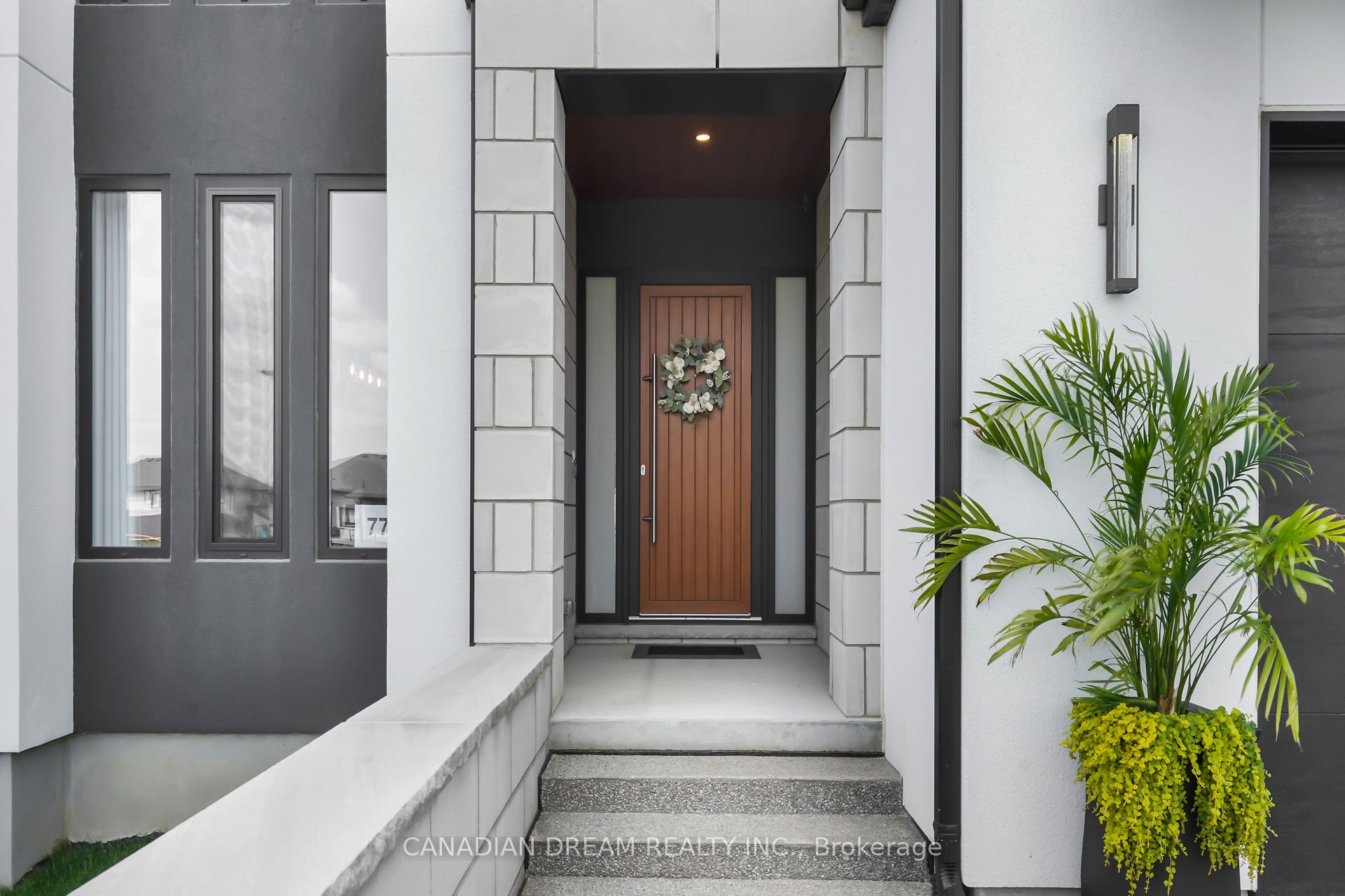 77 Crestview Drive