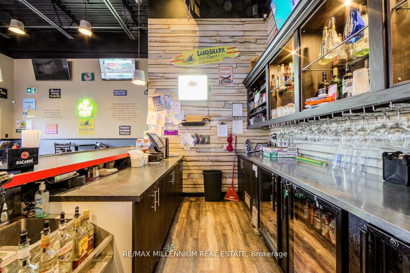 701 Grandview Street N 4B