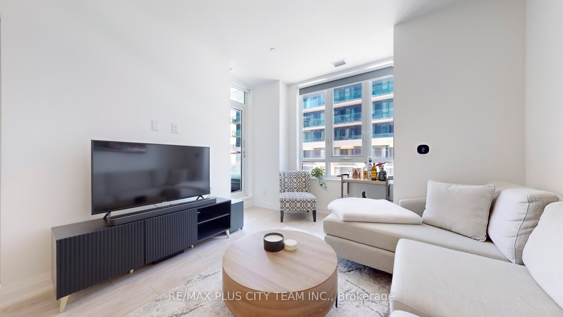 70 Annie Craig Drive W 205
