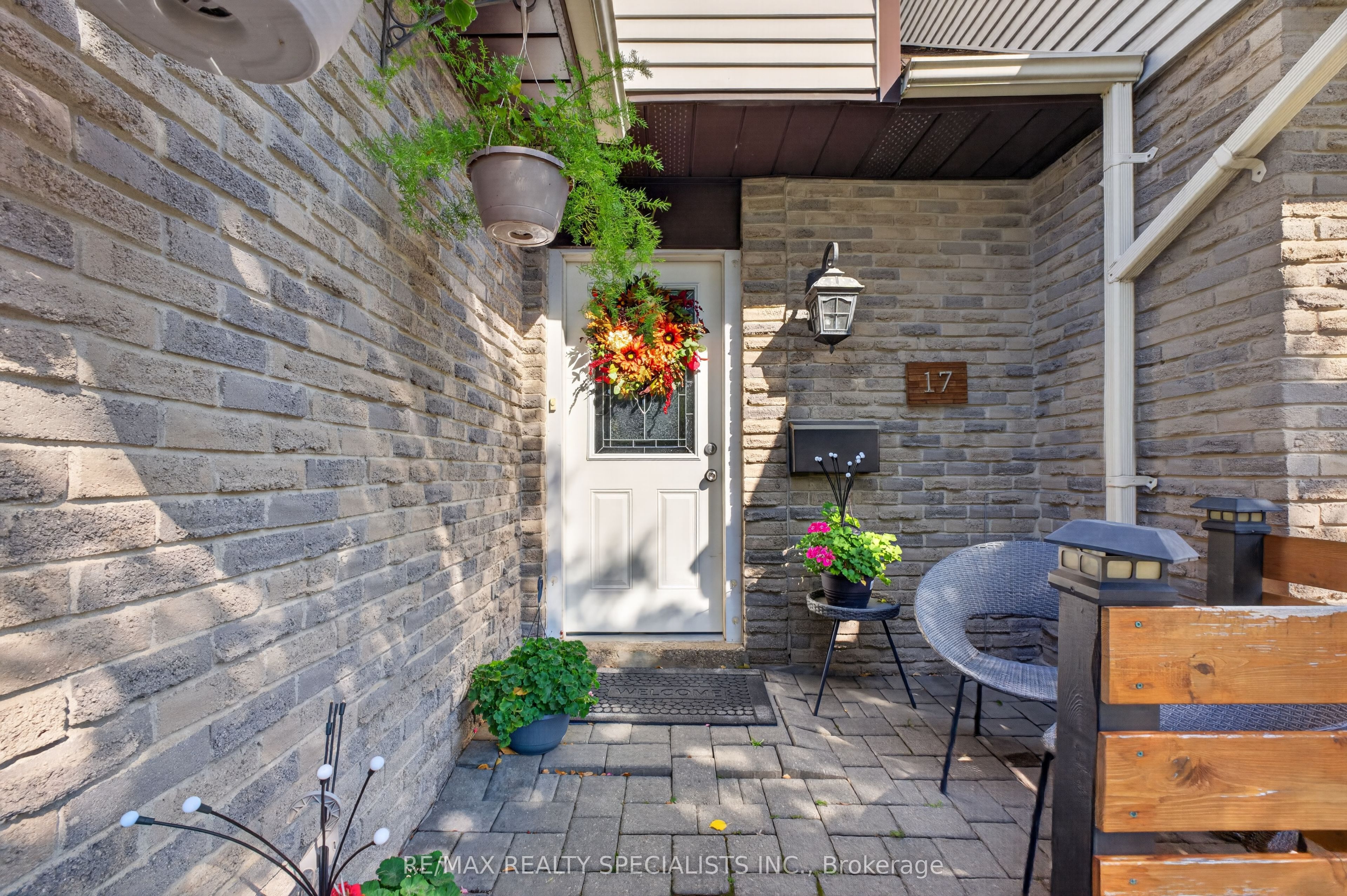 5610 Montevideo Road 17