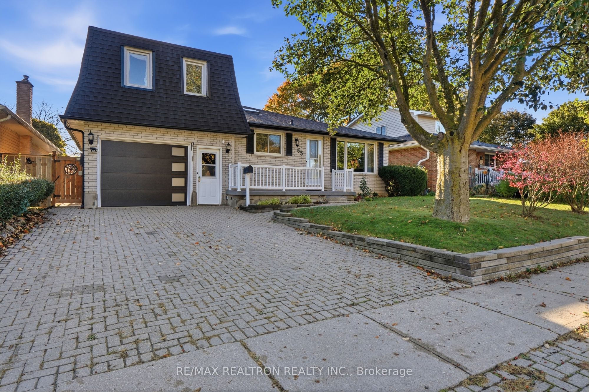 65 Mcilwraith Crescent