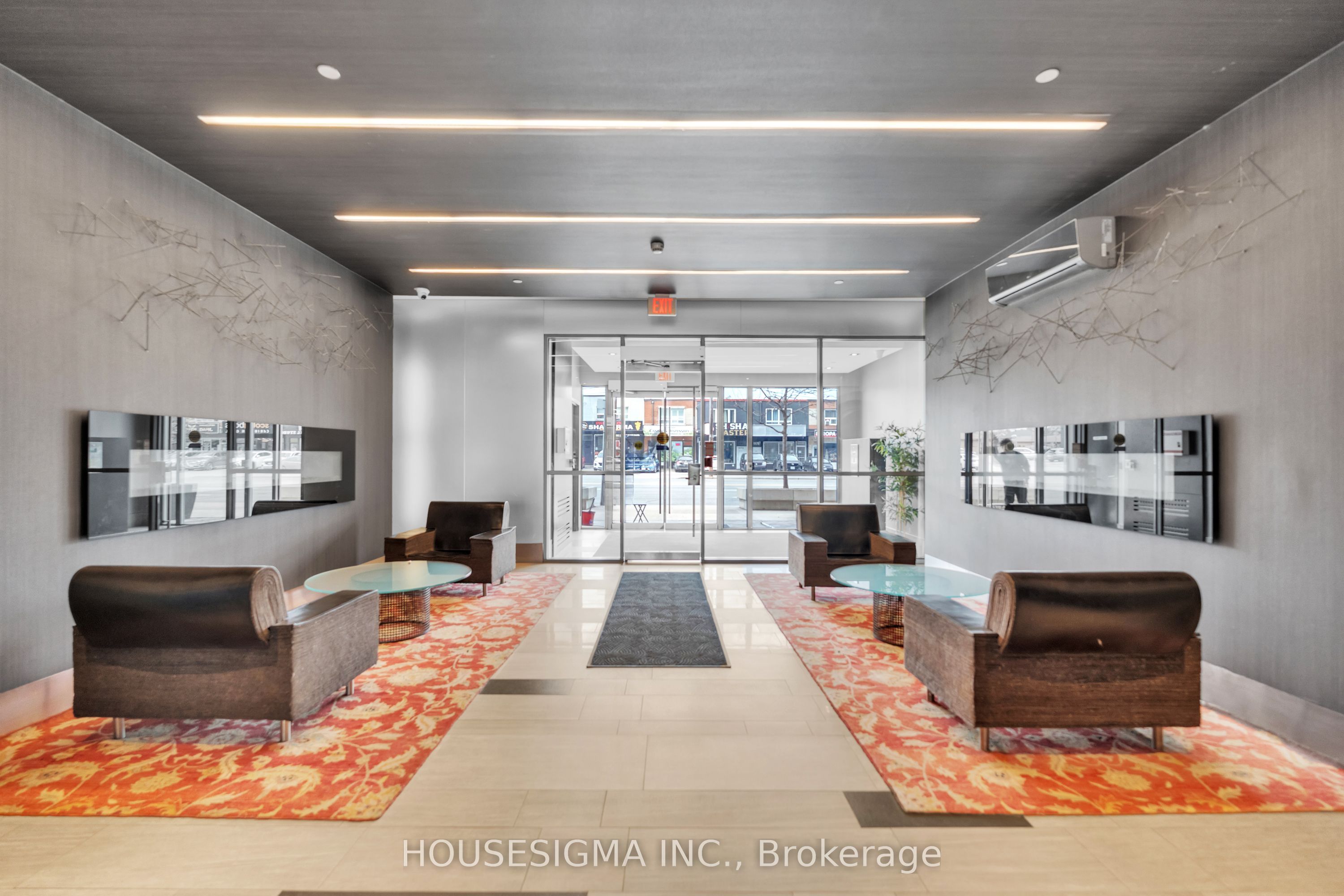 1185 The Queensway Avenue 208