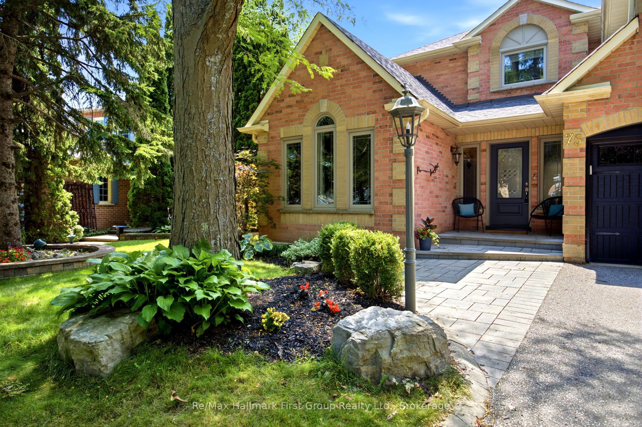 75 Allayden Drive