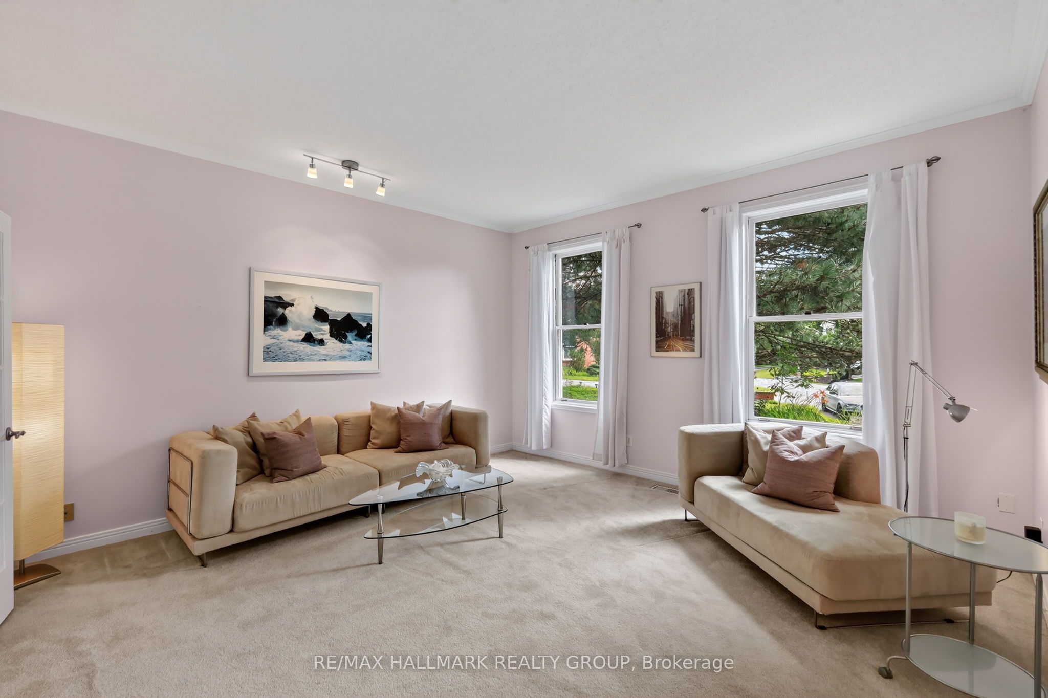 9 Kintail Court