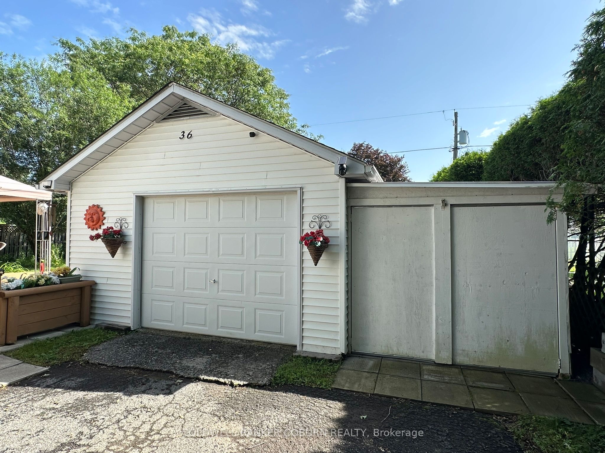 36 Brouse Drive E