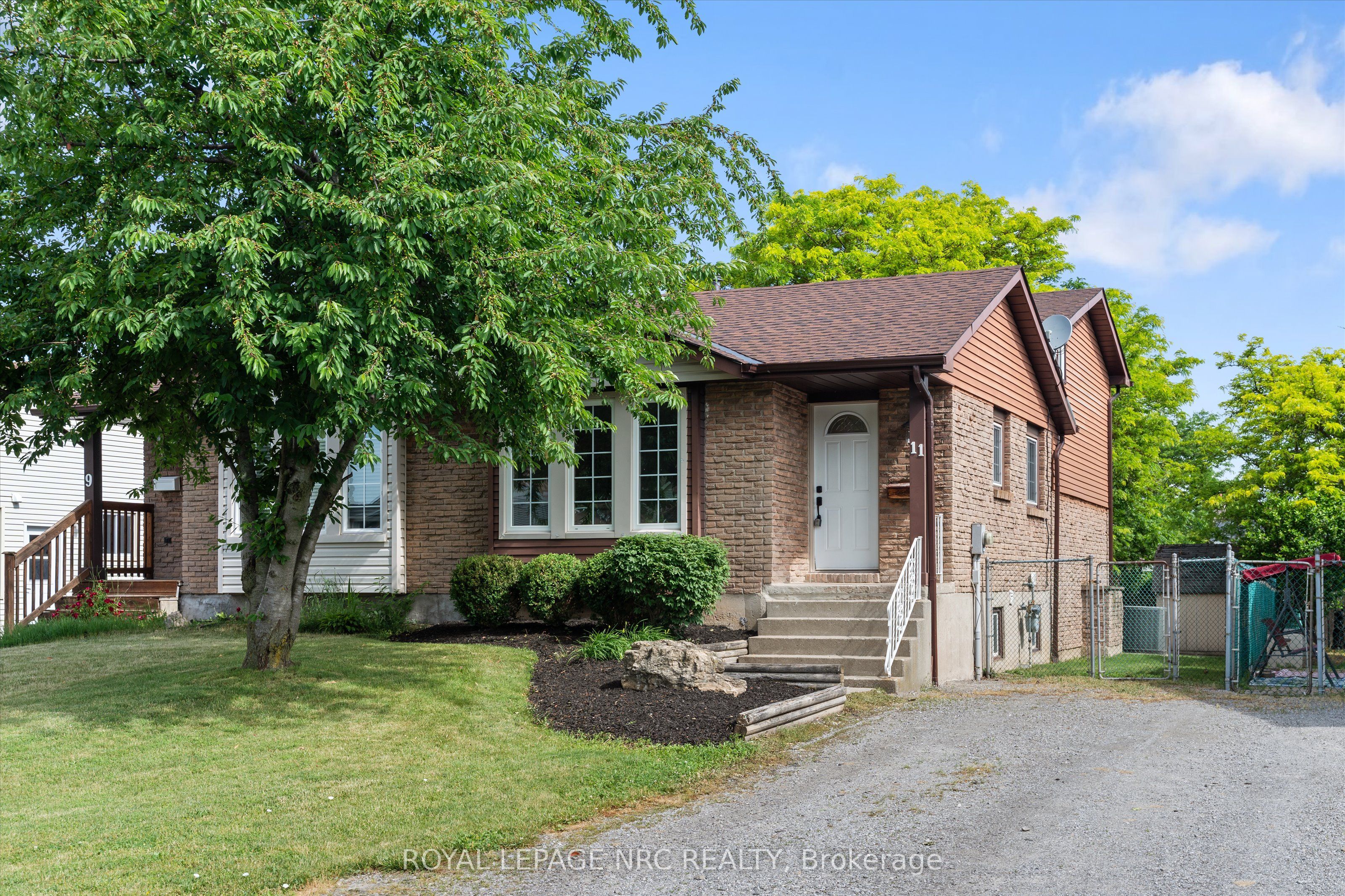 11 Dianne Drive