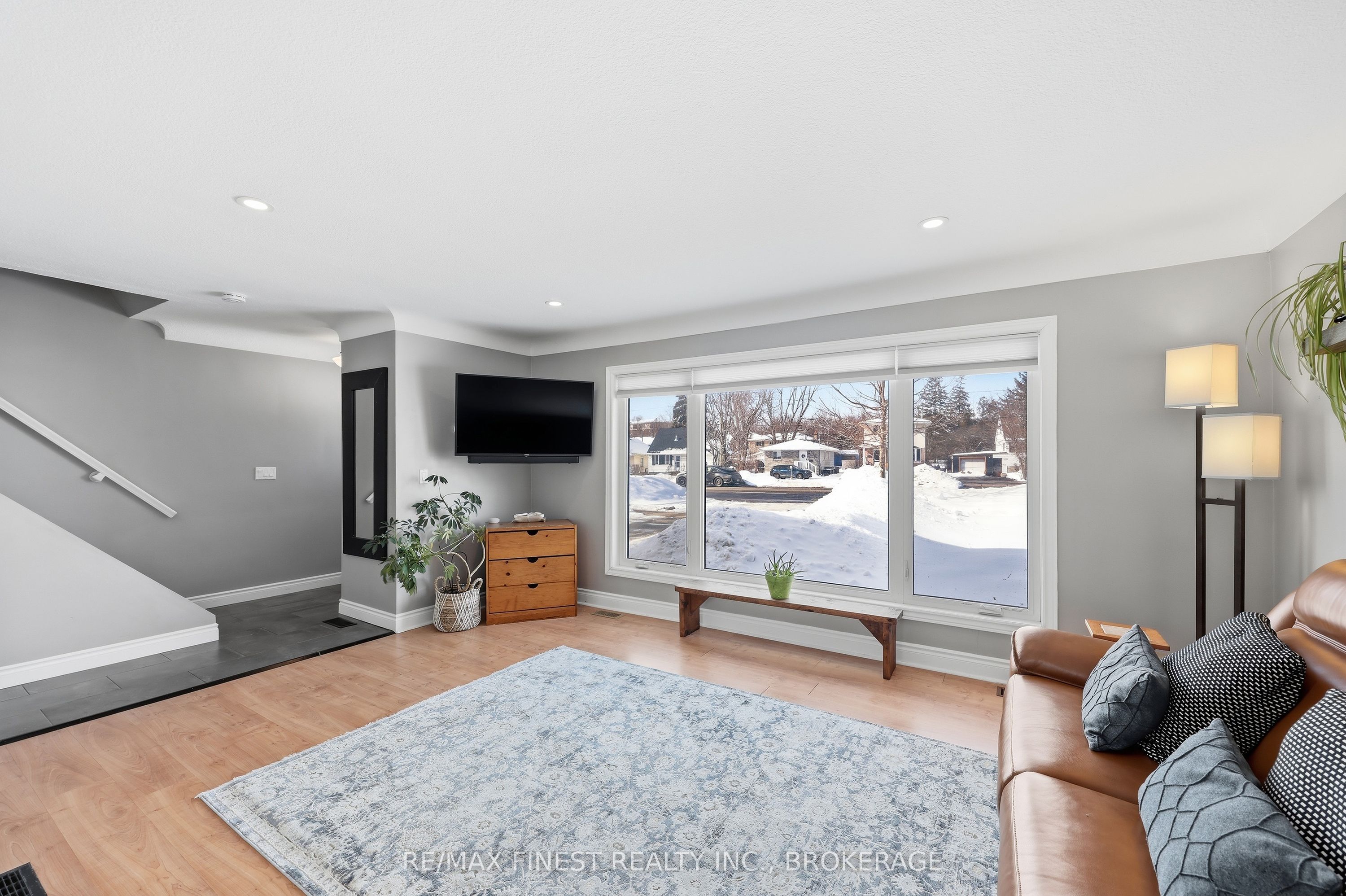 1479 Montreal Street