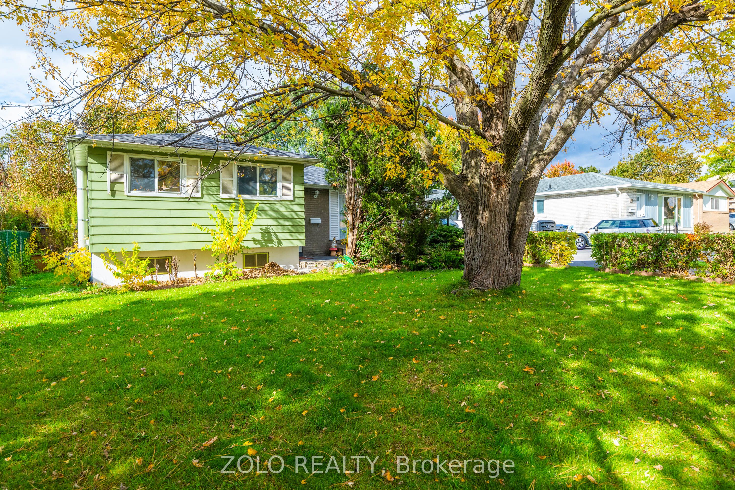 129 FOLKSTONE Crescent