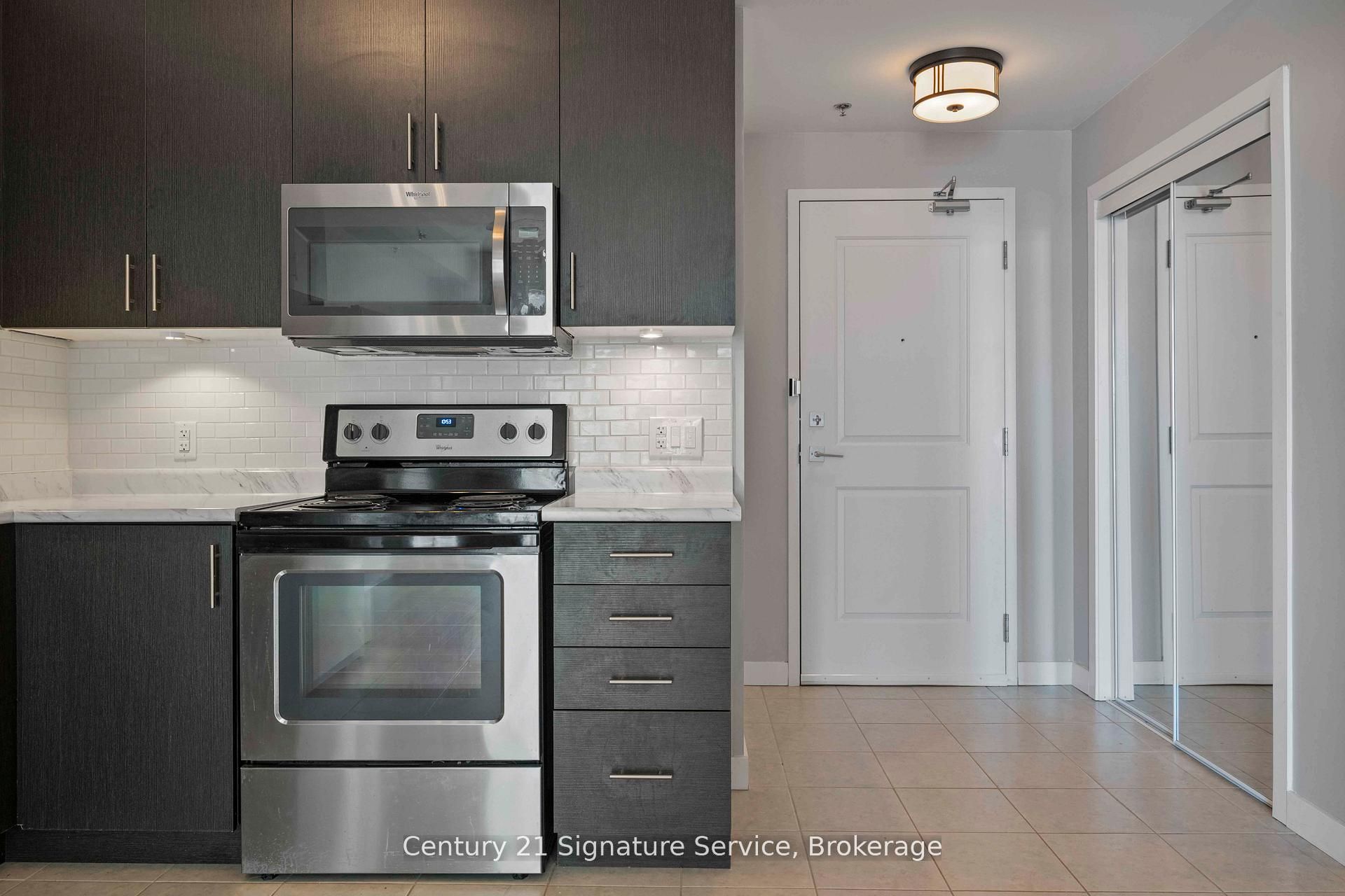 2486 Old Bronte Road 405