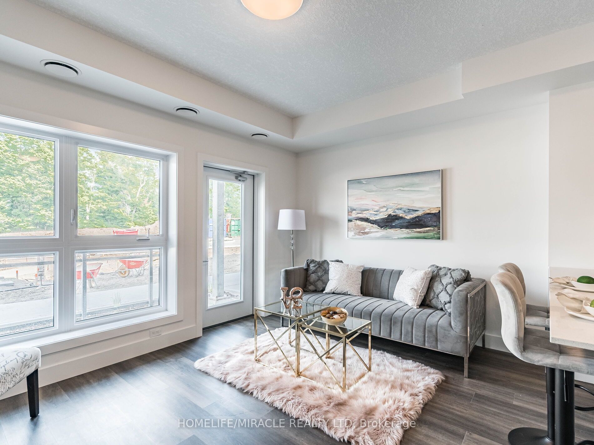 1101 Lackner Place T2