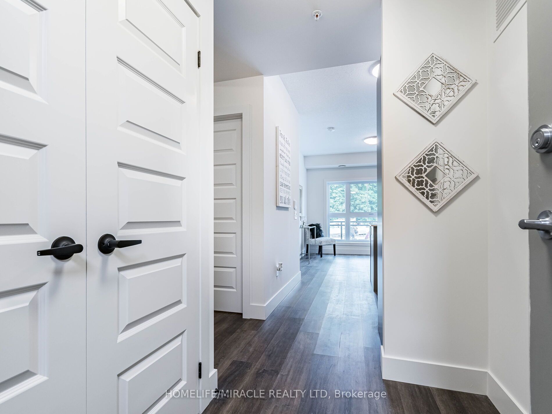 1101 Lackner Place T2