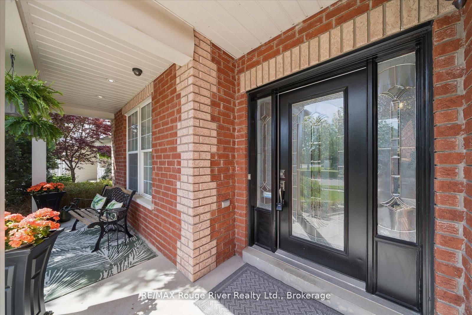 8 Briggs Crescent